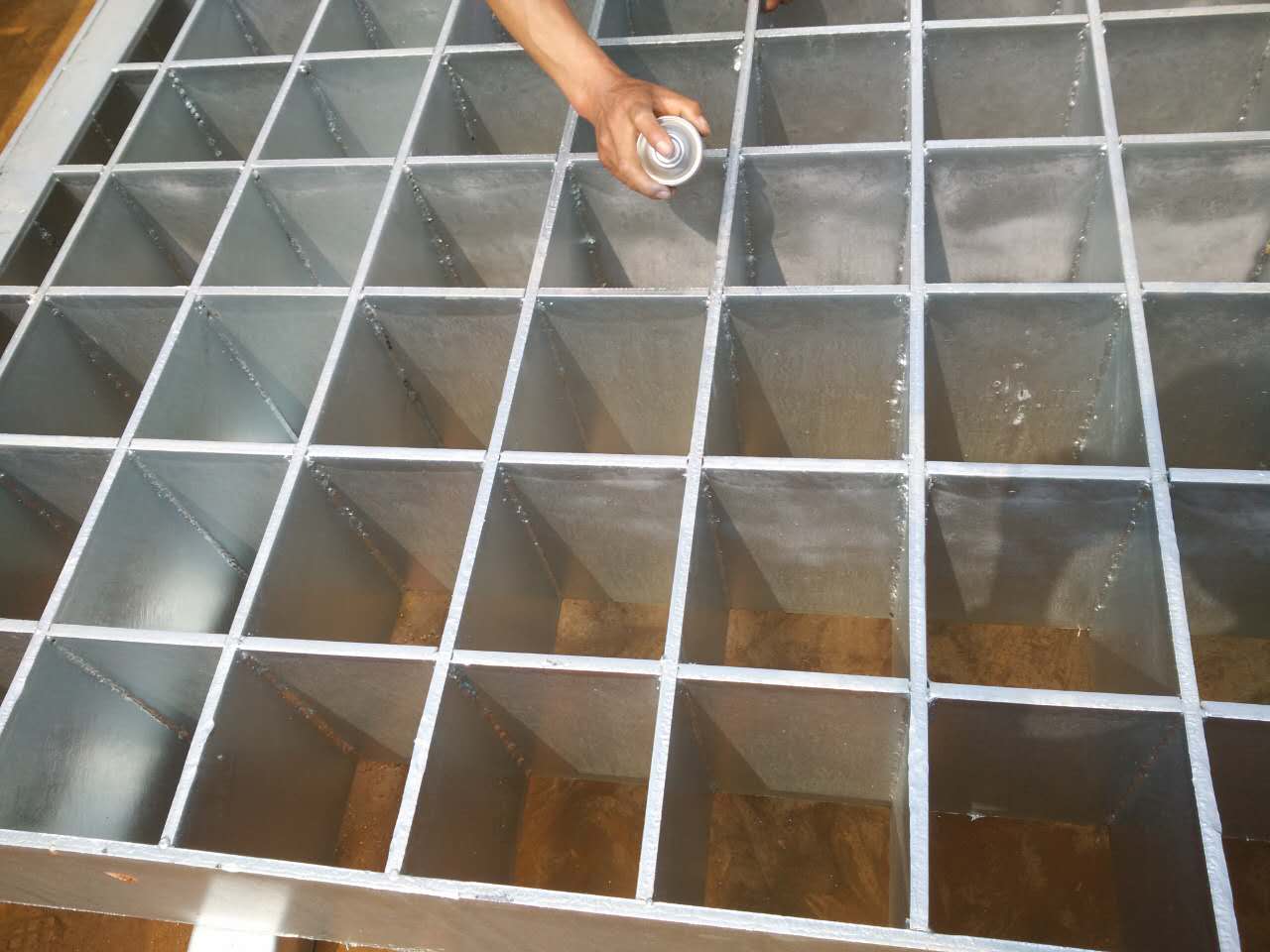 插接鋼格柵板
